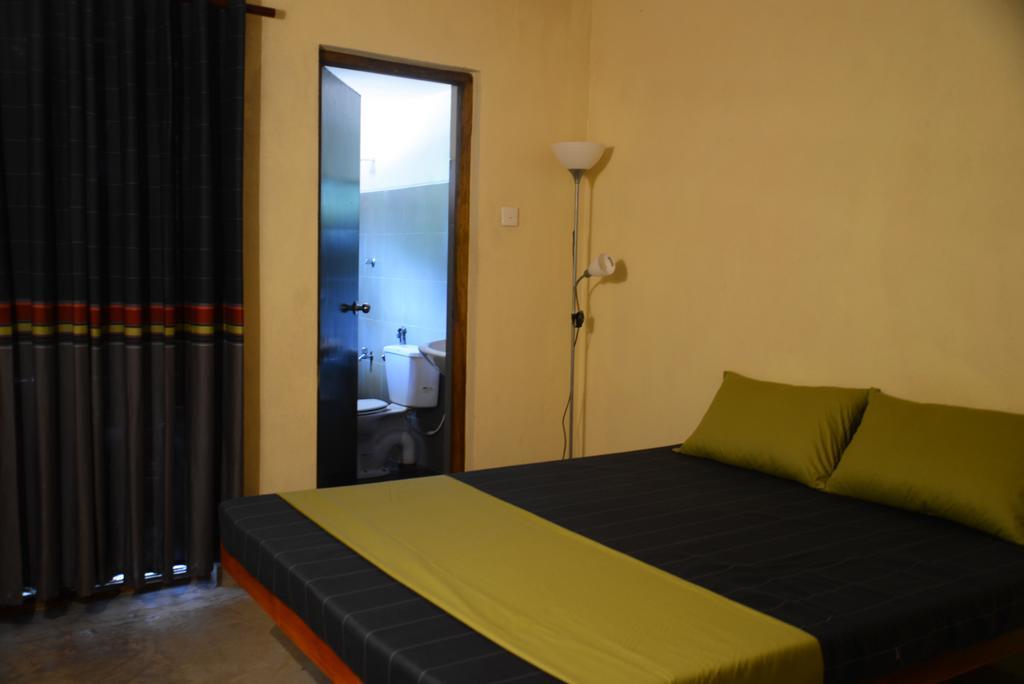 Jungle Beach Hostel Unawatuna Pokój zdjęcie