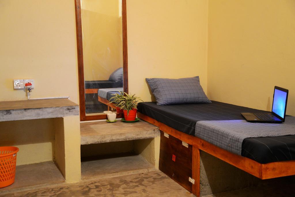 Jungle Beach Hostel Unawatuna Pokój zdjęcie