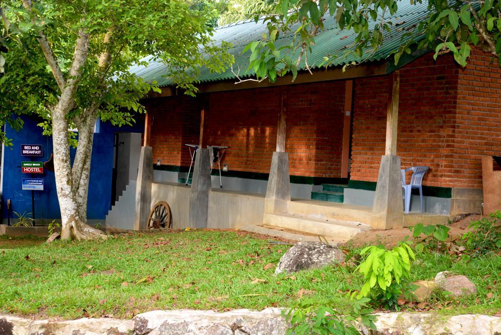 Jungle Beach Hostel Unawatuna Zewnętrze zdjęcie