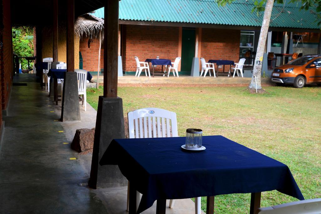 Jungle Beach Hostel Unawatuna Zewnętrze zdjęcie